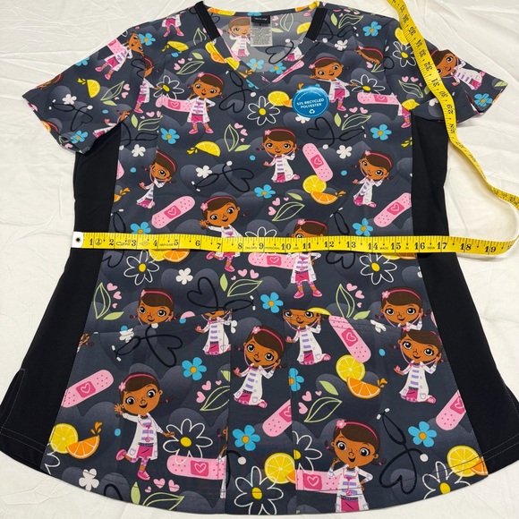 Disney Doc McStuffins Scrub Top Size S NWOT - Picture 6 of 11